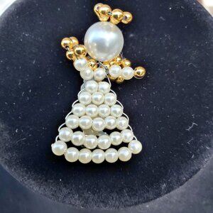 Vintage Beaded Angel Brooch Pin Wired White and Gold